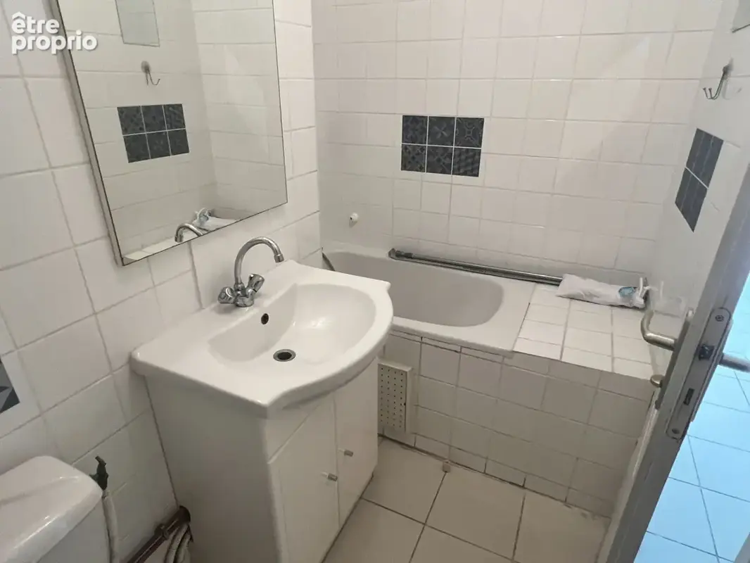 Appartement T2 en très bon état - photo 8
