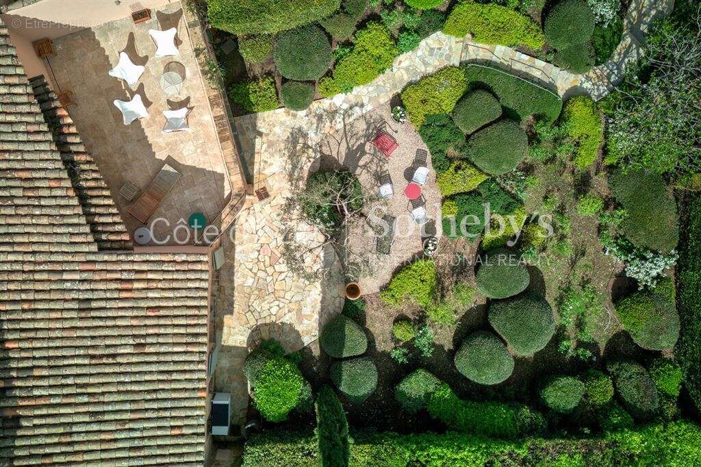 Maison à MOUANS-SARTOUX