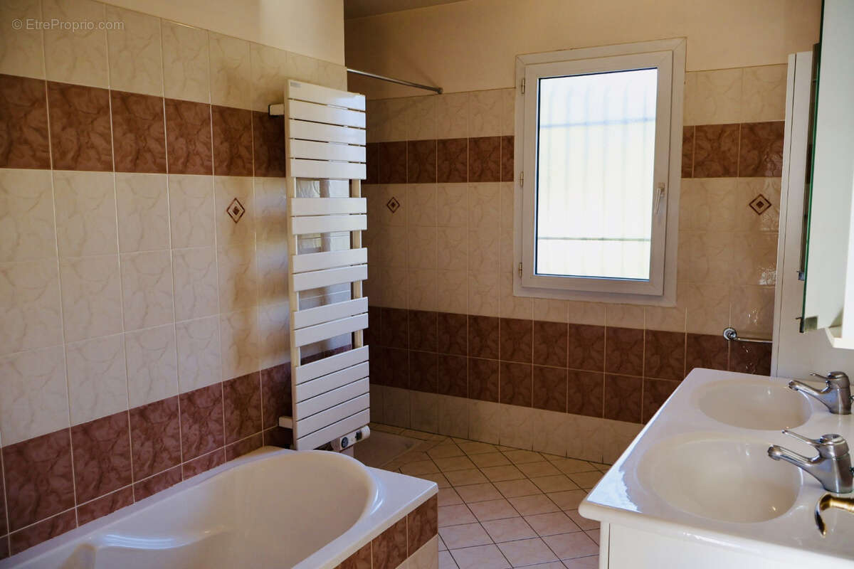 Maison à POMPERTUZAT