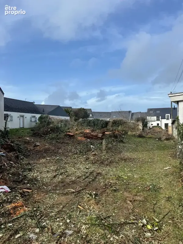 A kerne terrain constructible de 760m2 avec maison de 46m2 a renover - photo 3