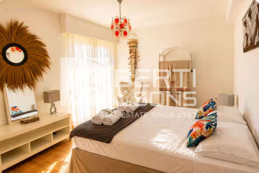 Appartement à MANDELIEU-LA-NAPOULE