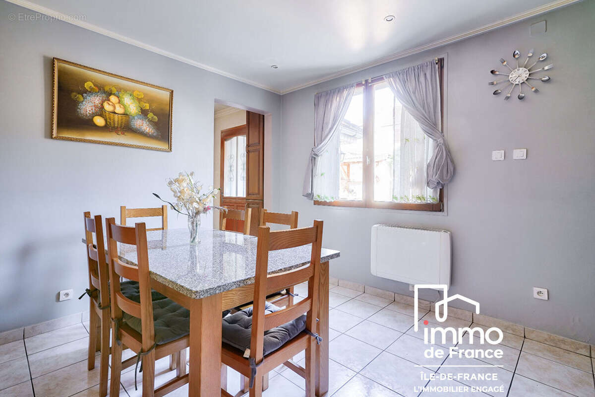 Maison à LE BLANC-MESNIL