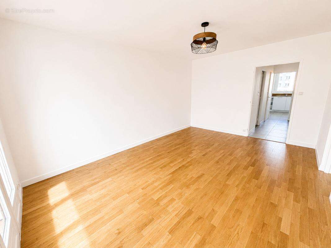 Appartement à LYON-8E