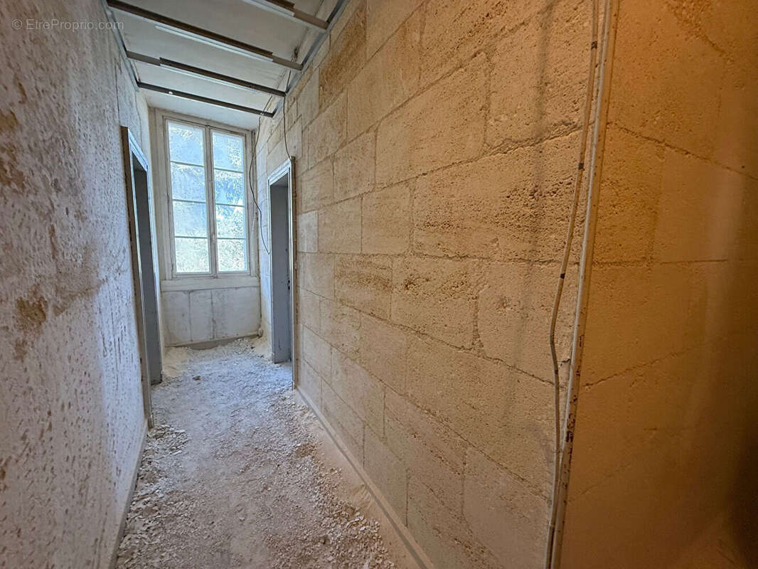 Maison à SAINT-EMILION