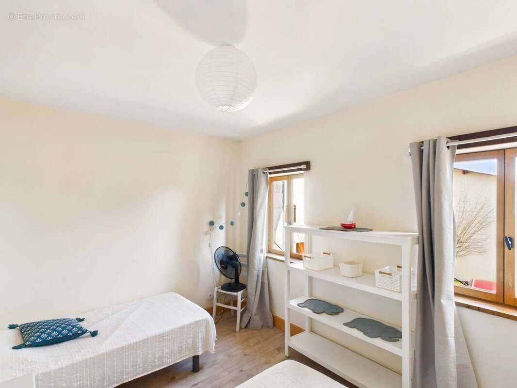 Maison à AUBETERRE-SUR-DRONNE