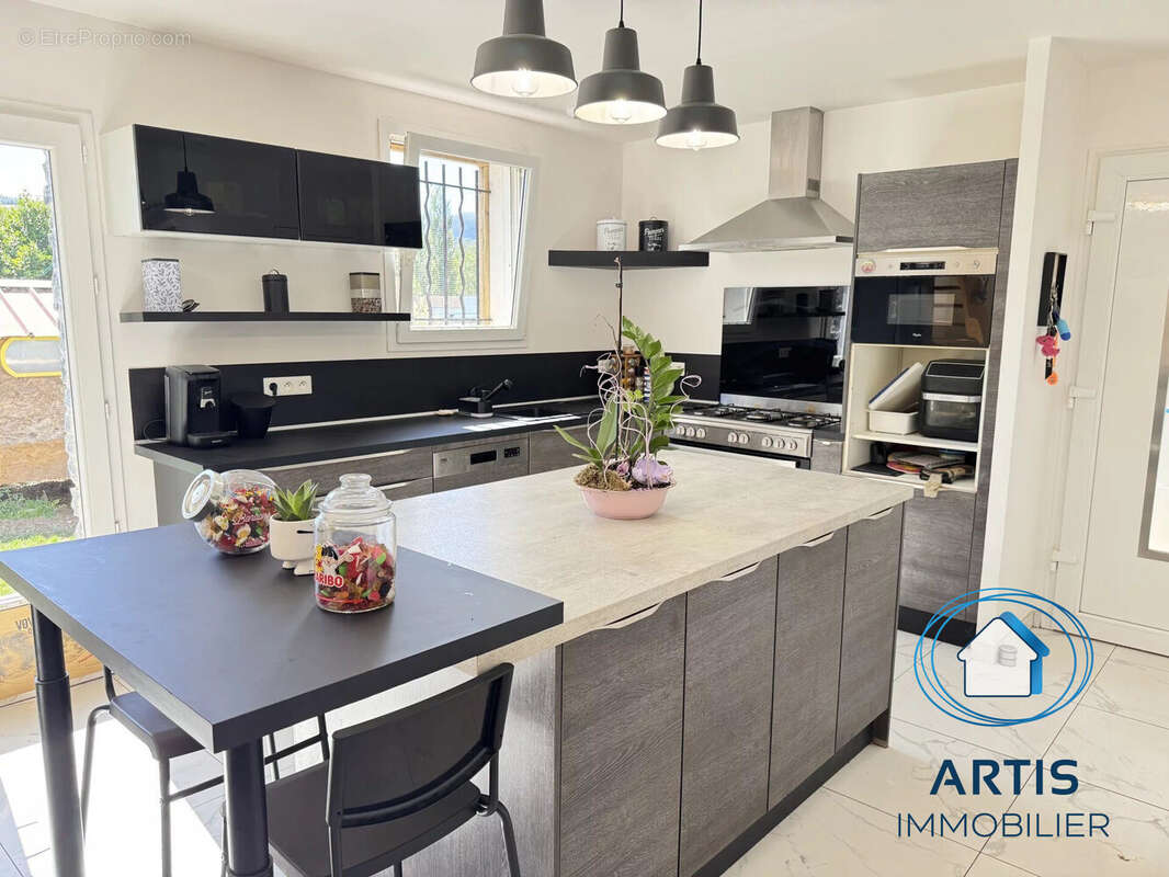 Maison à SAINT-PEE-SUR-NIVELLE