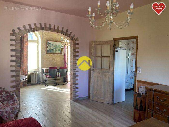 Maison à DONZY