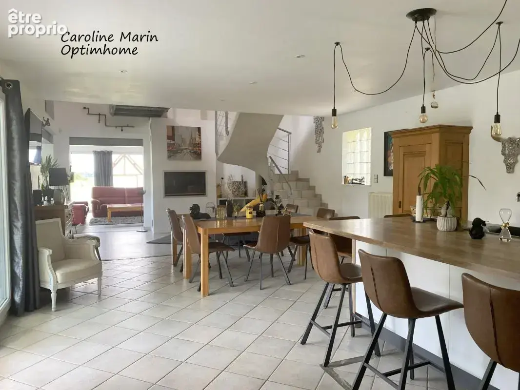 Vironvay – Maison contemporaine lumineuse de 200 m² sur 1 400 m² de terrain - photo 7