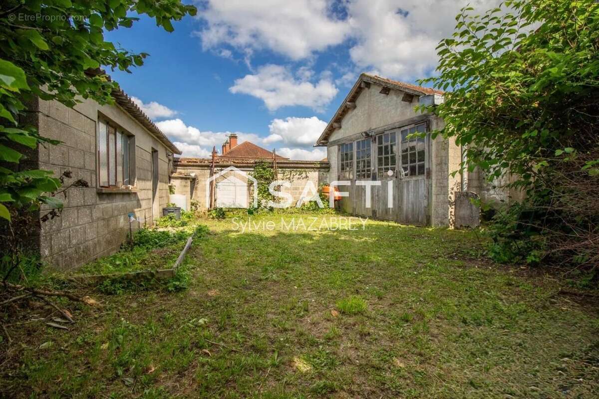 Photo 3 - Maison à VARENNES-SUR-SEINE