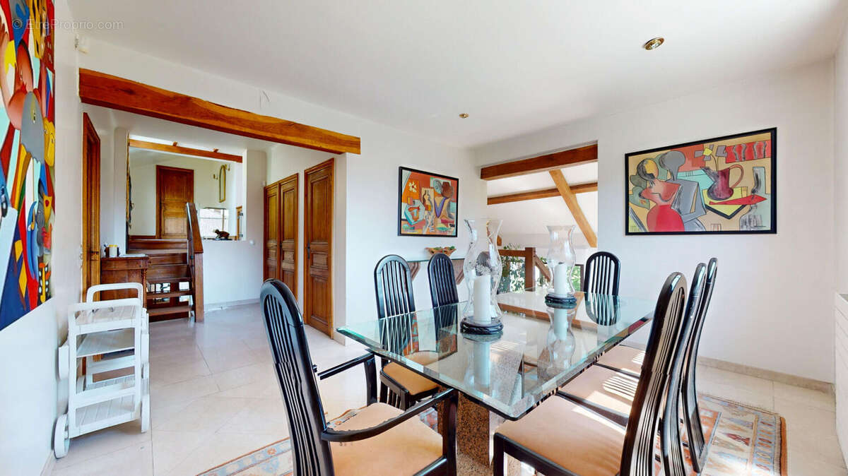 Maison à ENGHIEN-LES-BAINS