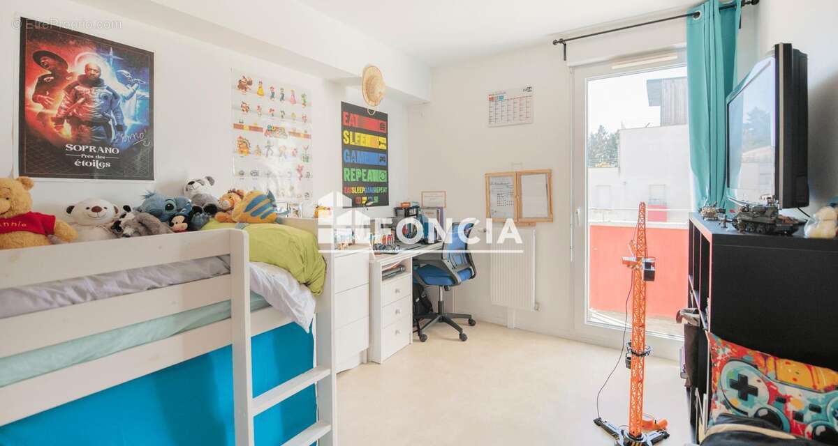 Appartement à SAINT-JEAN-DE-BRAYE