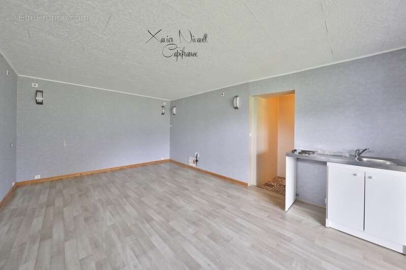Maison à vendre 6 pièces proche de MONTREVEL EN BRESSE (01) - photo 14