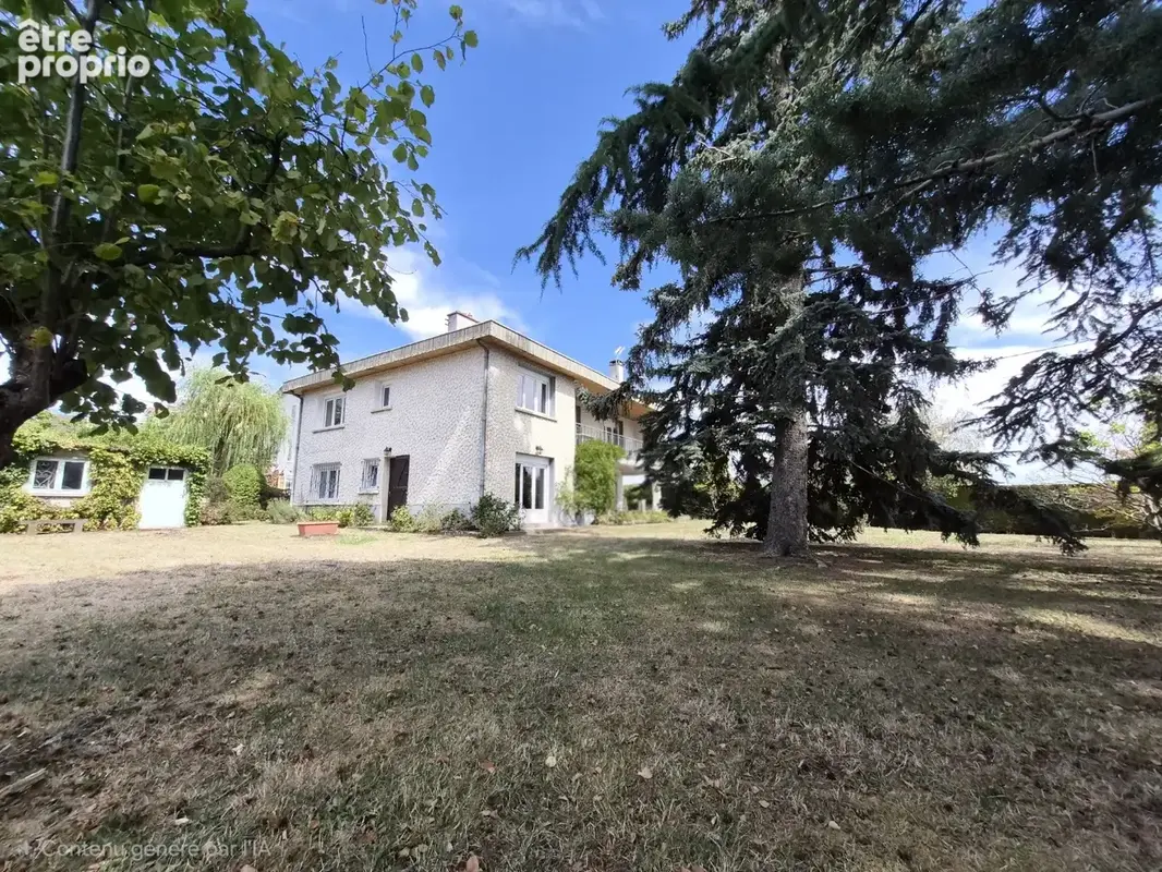 Maison à SAYAT