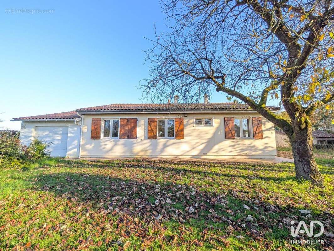 Photo 2 - Maison à LHOMMAIZE