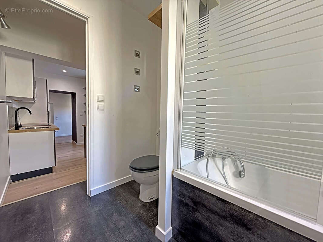 ALERTE INVESTISSEMENT proche Gare !! Appartement loué !! - photo 8