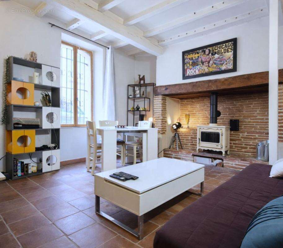 Maison à SAINT-SULPICE