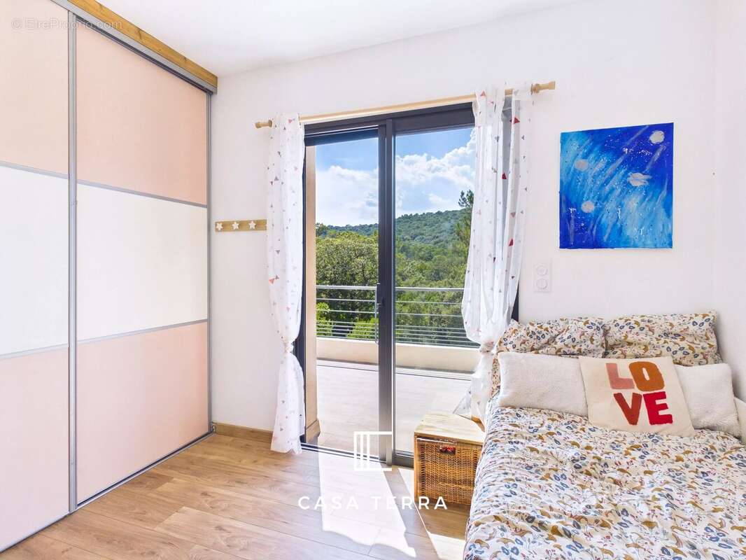LENZA - Villa composée de 3 logements, vue collines / Pinarello - photo 12