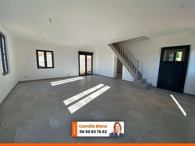 Maison à SAINT-PIAT