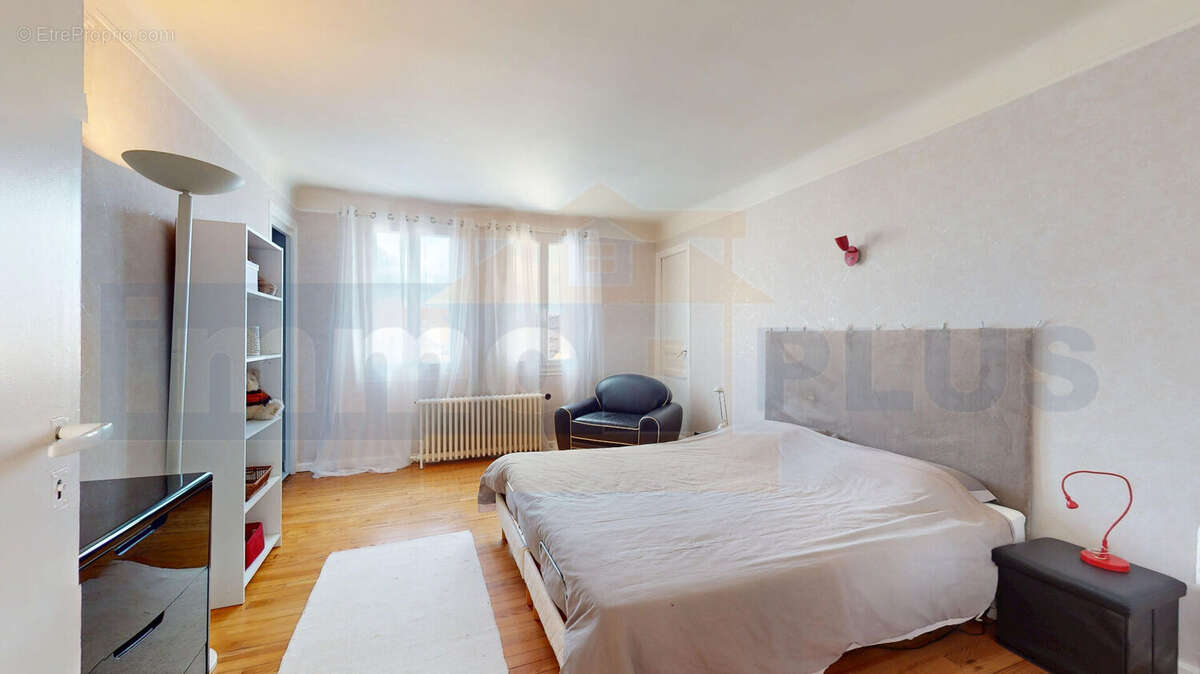 Maison à BOIS-D'ARCY