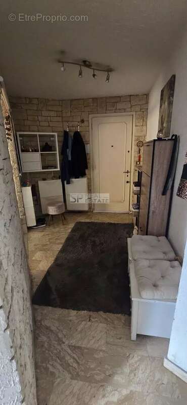 Appartement à MANDELIEU-LA-NAPOULE