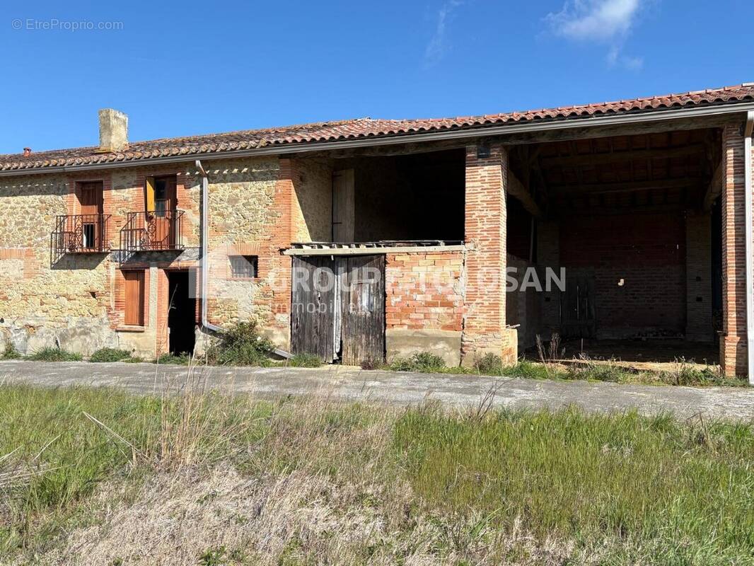 Maison à CARAMAN