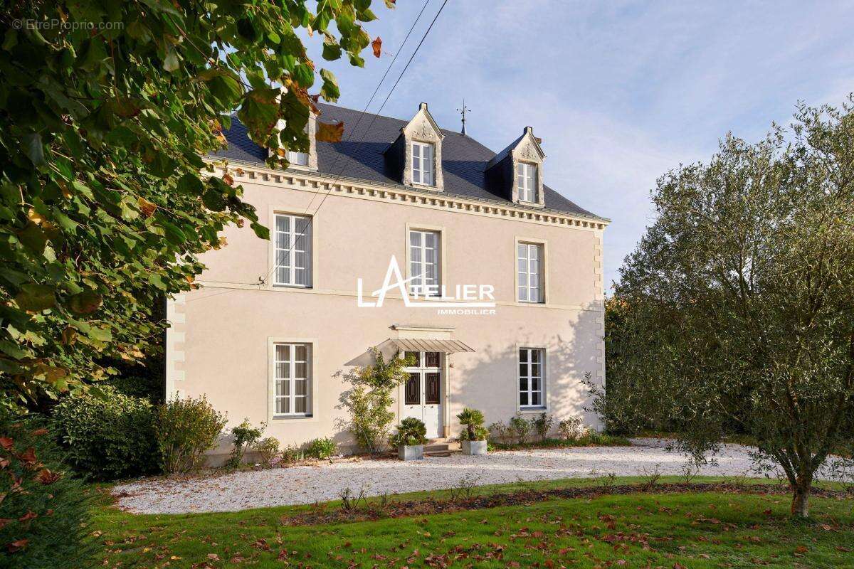 Maison à HAUTE-GOULAINE