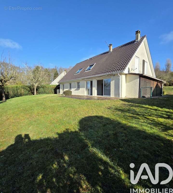 Photo 2 - Maison à SAINT-WITZ