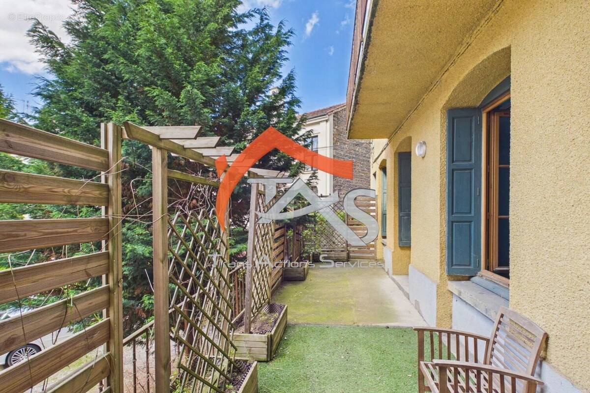Appartement à SAINT-ETIENNE