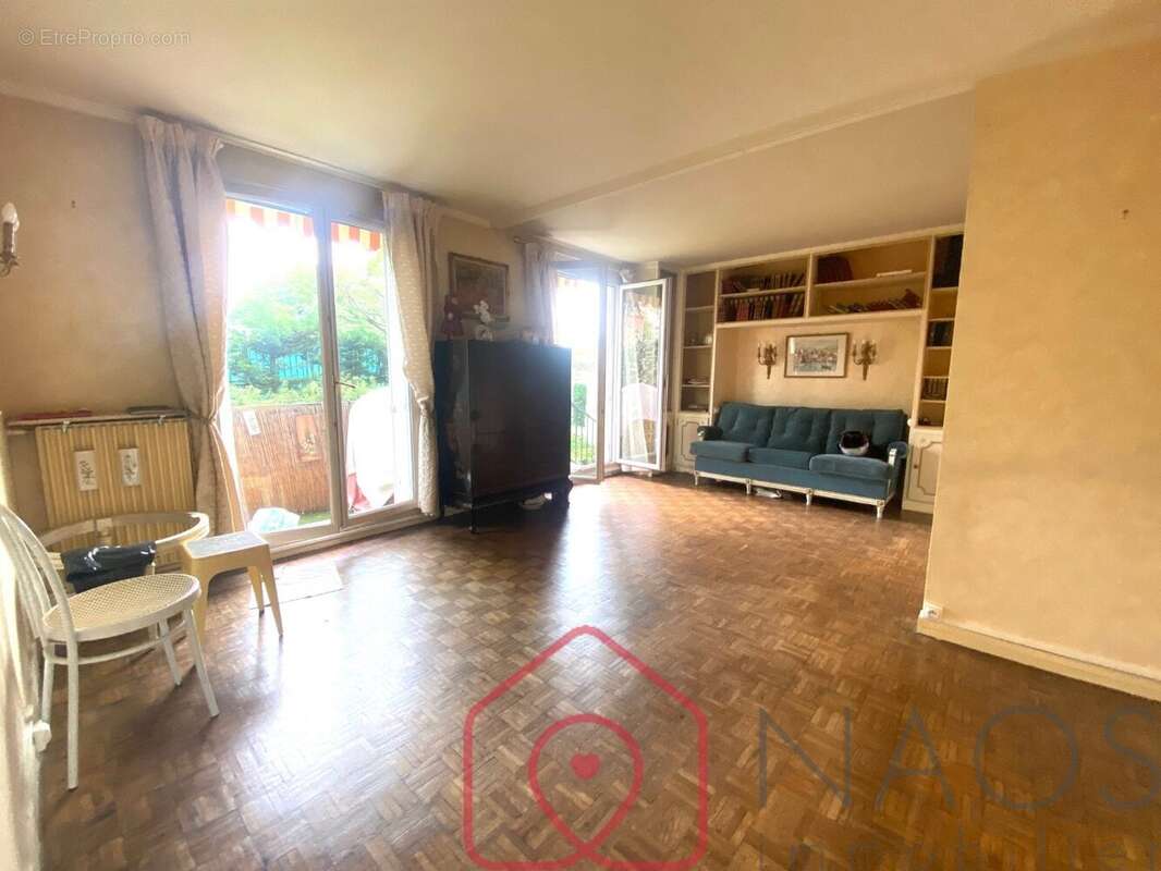 Appartement à COLOMBES