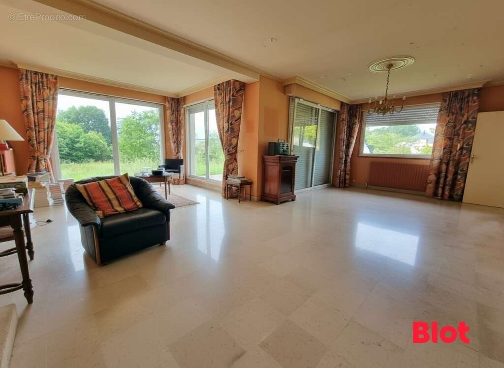 Maison 175 m² à Melesse  - photo 3