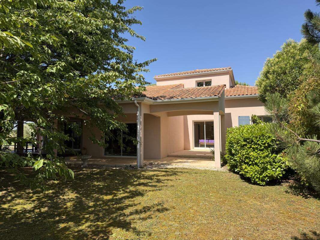 Maison à MANSLE