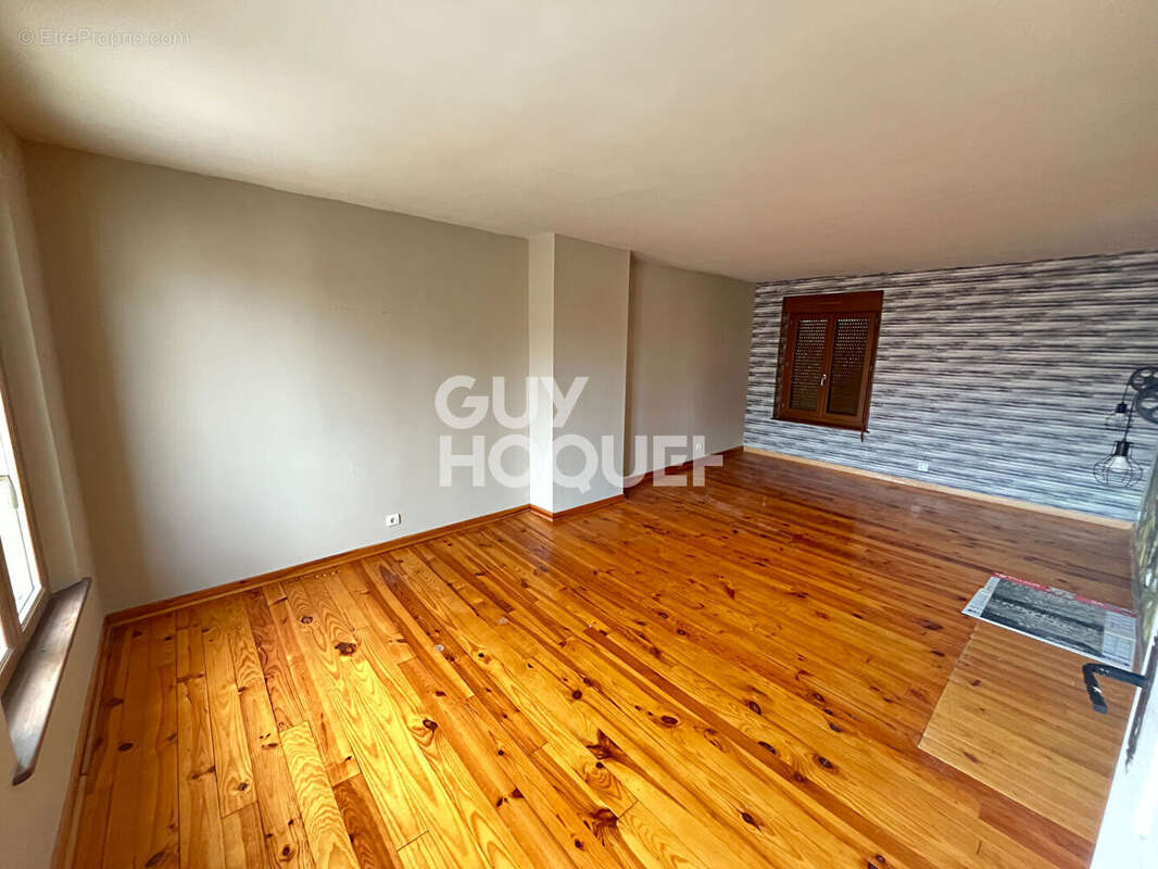 Maison 215 m² à Fere-En-Tardenois  - photo 3