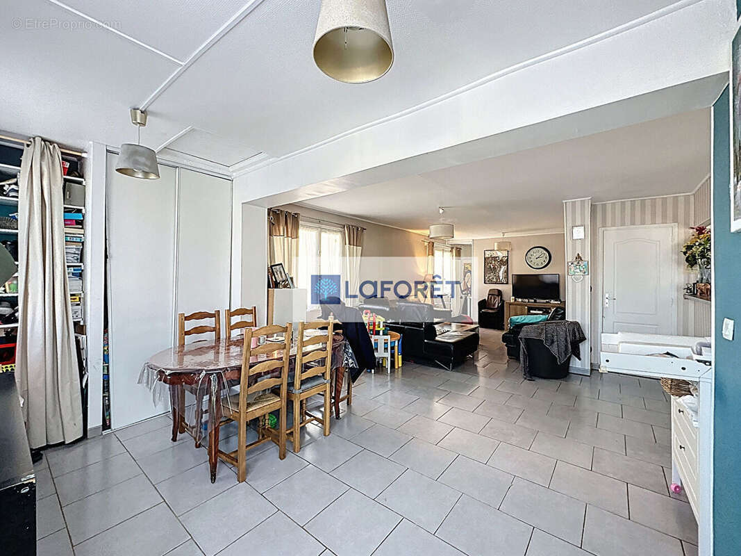 Maison à HOUILLES