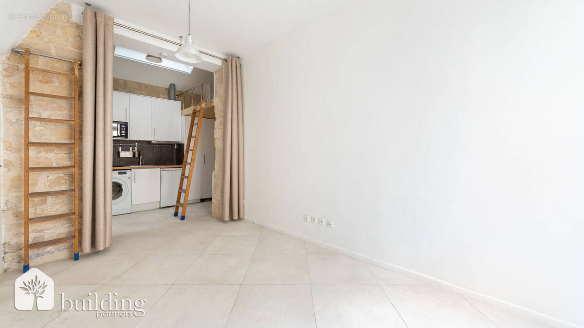 Appartement à PARIS-11E