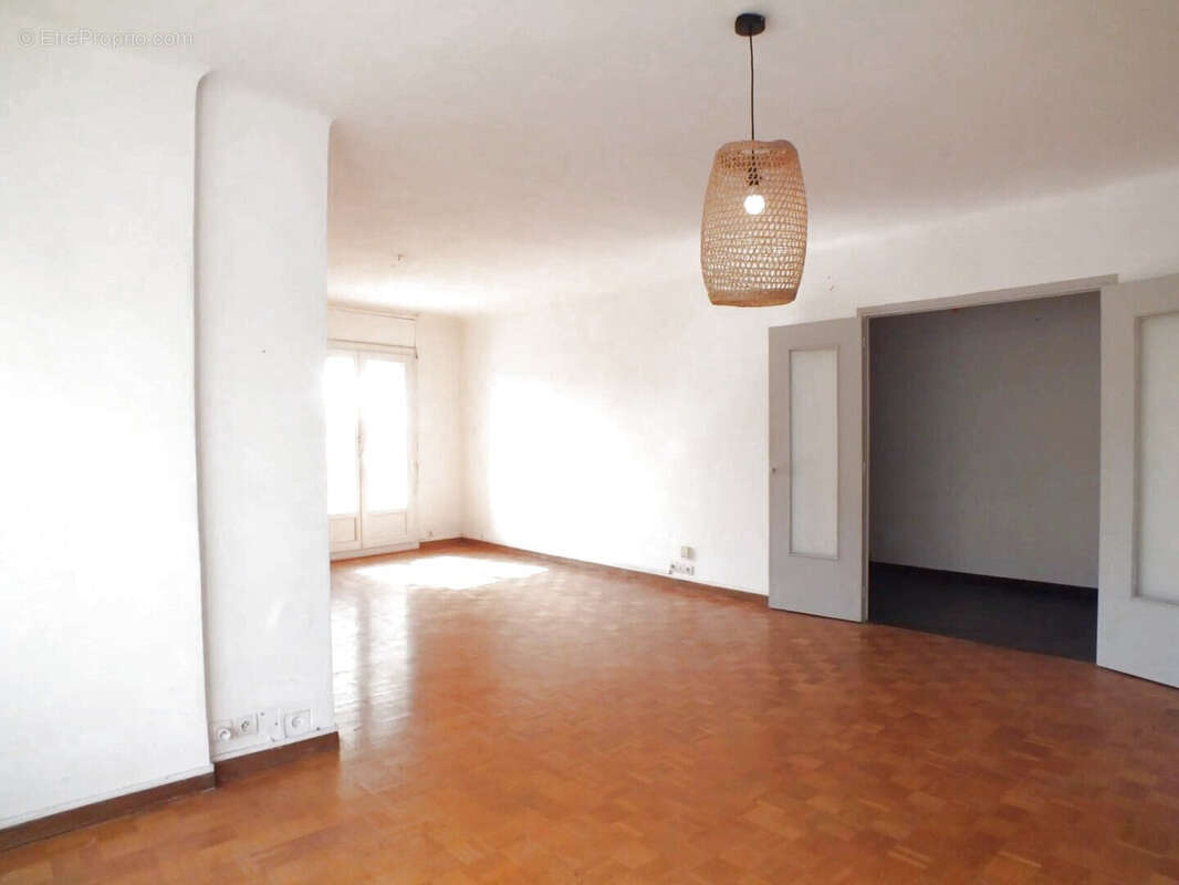 Cave et garage en sous-sol - photo 8