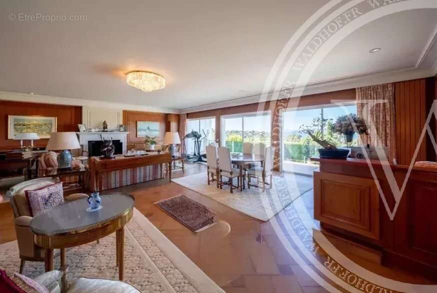 Maison à ANTIBES