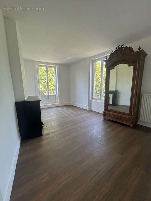 Appartement à SAINT-ETIENNE