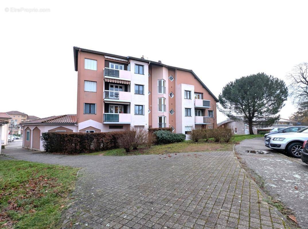 Appartement à RIORGES