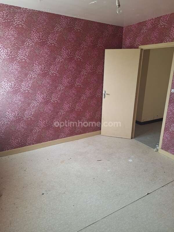 Maison à BESSE-SUR-BRAYE