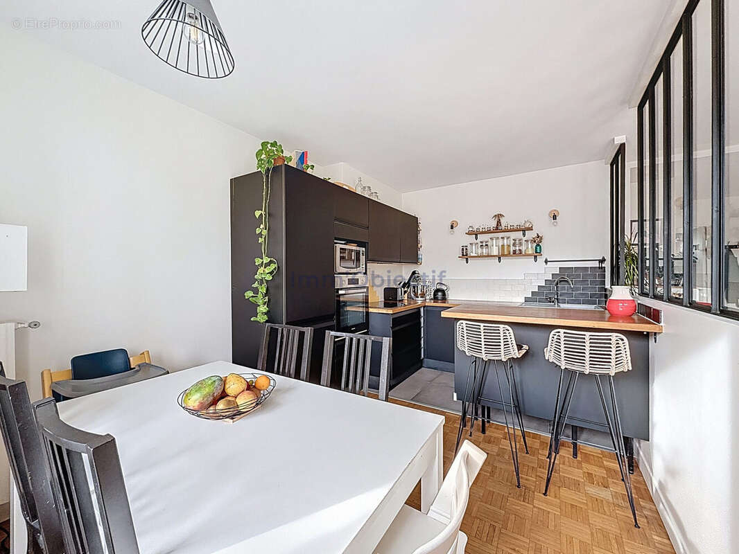Appartement à PARIS-12E