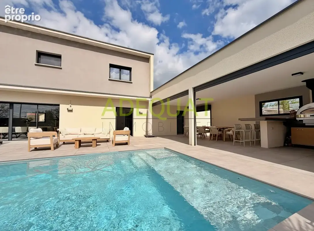 SAINT SAVIN secteur 'DEMPTEZIEU', maison individuelle avec garage + terrain de 1215m2 + piscine + pool house.. - photo 3
