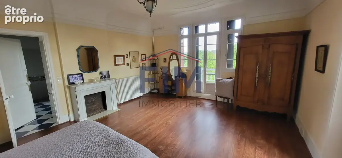 Exceptionnelle, proche Dieppe Villa Anglo-Normande de 307 m2 environ - photo 12