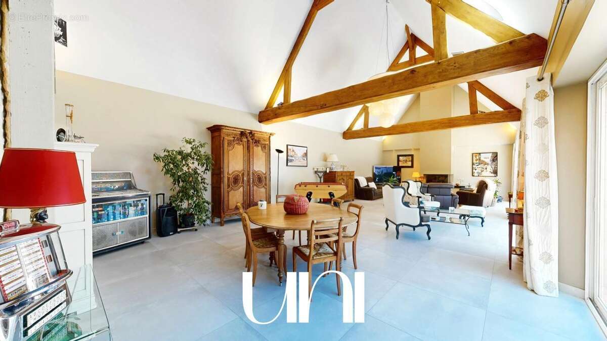Maison à CREULLY