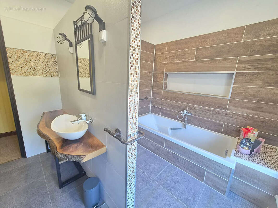 Maison à BRUAY-SUR-L'ESCAUT