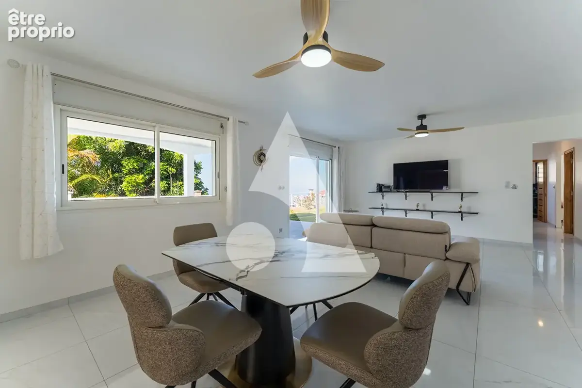 Maison contemporaine avec vue mer et prestations premium - photo 2