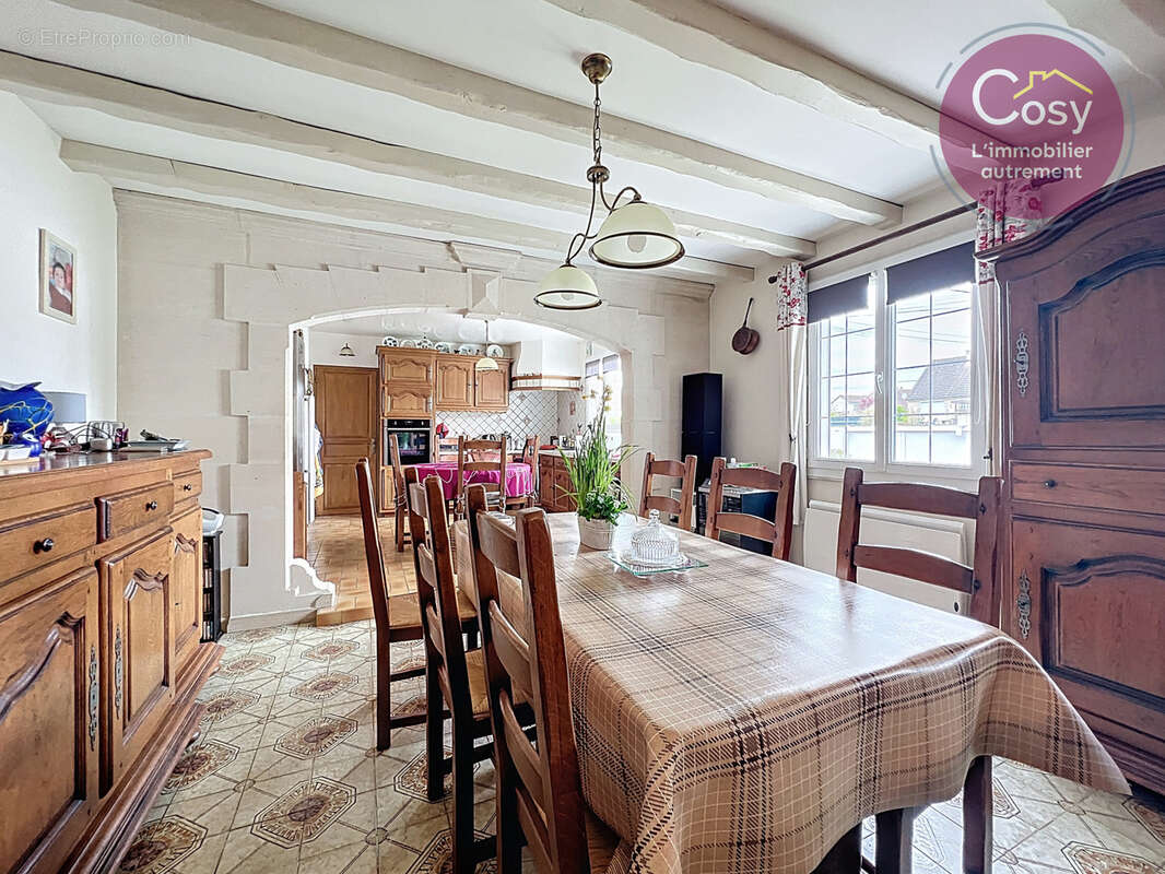 Maison à VIC-SUR-AISNE