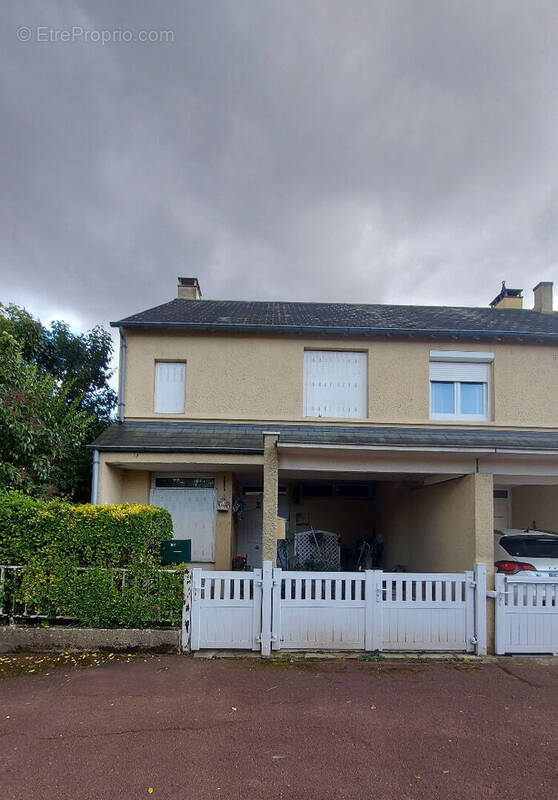 Maison à PARMAIN
