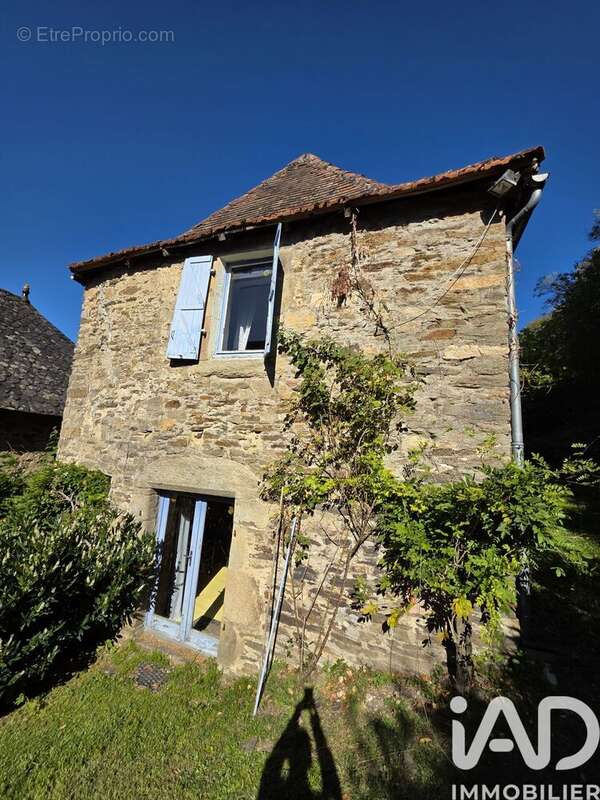 Maison 206 m² à Gagnac-Sur-Cere  - photo 3