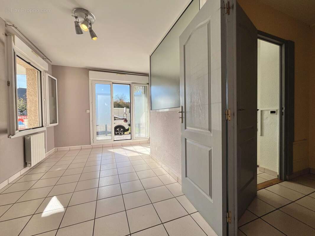 Appartement à GROISY