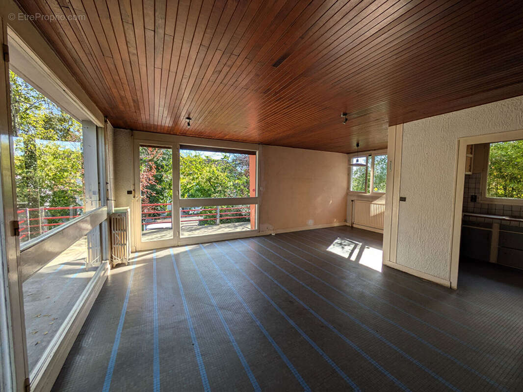 Maison à LE BOUSCAT